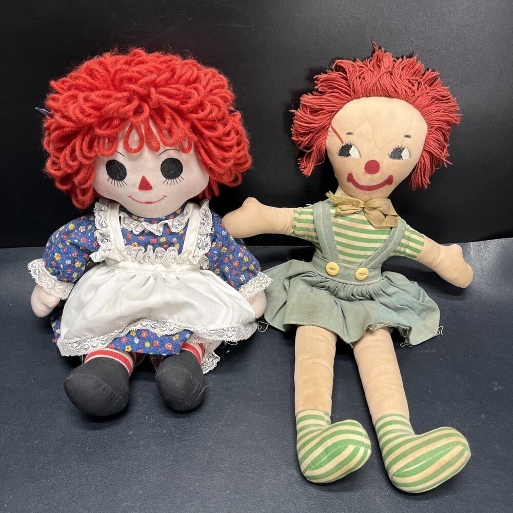 Vintage Rag Dolls Unbranded Lot Of Two Dolls 15” And 17”
